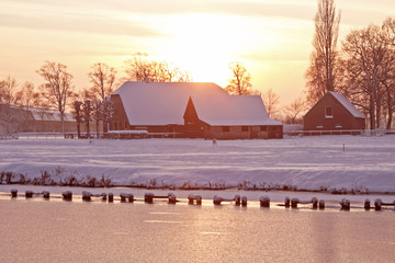 哪些养生知识适合在秋季发给顾客？